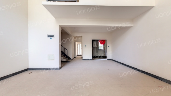 金科岭上A区二手房实景图