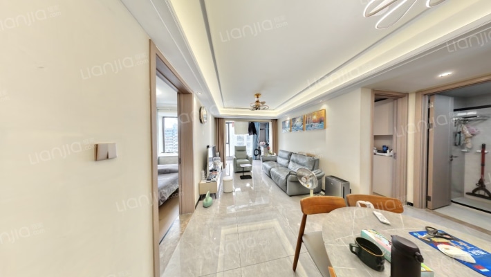 百骏中心二手房实景图