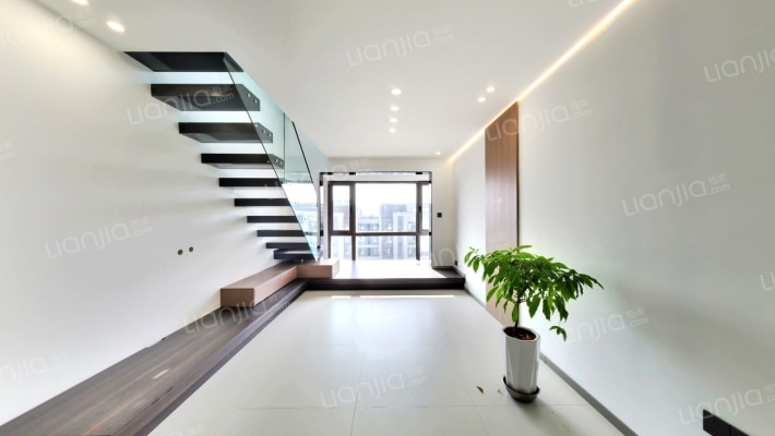 中海同心湖境二手房实景图