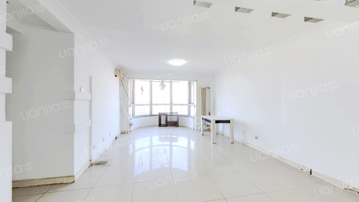 圣馨大地二手房实景图