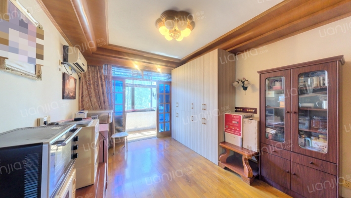 解放新村二手房实景图