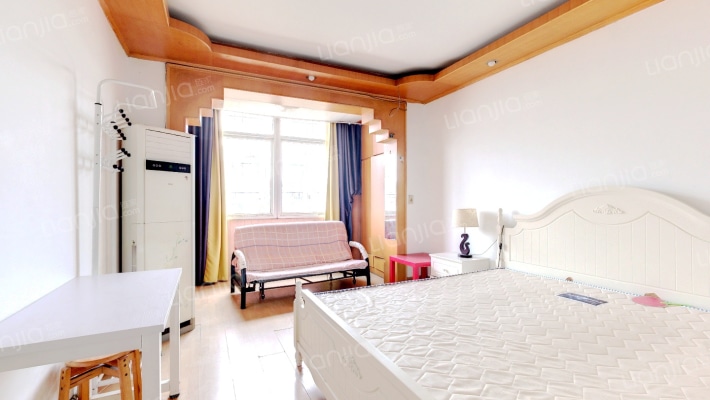 石头城79号二手房实景图