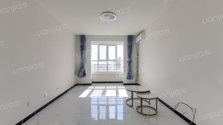 精装三居南北通透，无遮挡，采光视野好-客厅