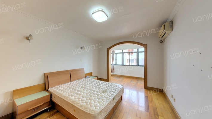 龙华雅居二手房实景图