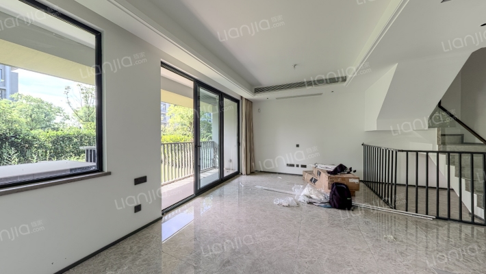 理想大地望宸里二手房实景图