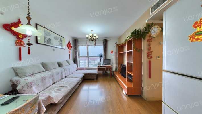 水畔花园二手房实景图