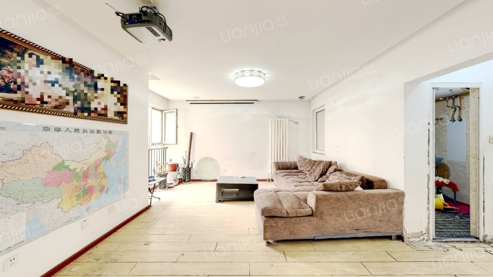 纳丹堡二手房实景图