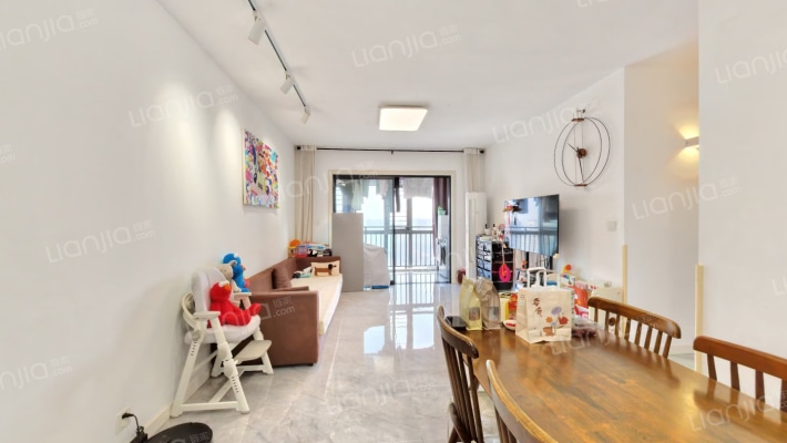 升龙国际天玺二号院二手房实景图