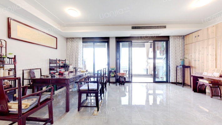 保利军运村二手房实景图