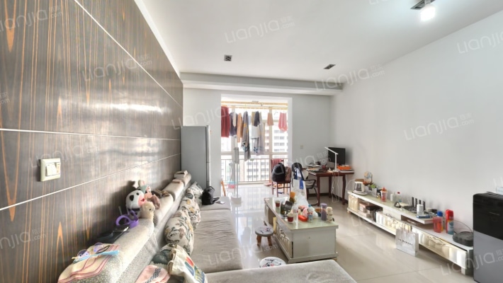 剑桥公寓二手房实景图