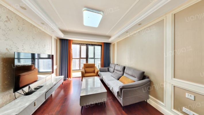 融创玉兰公馆一期二手房实景图