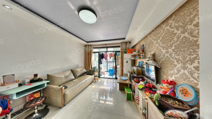 东辉铂领花园二手房实景图