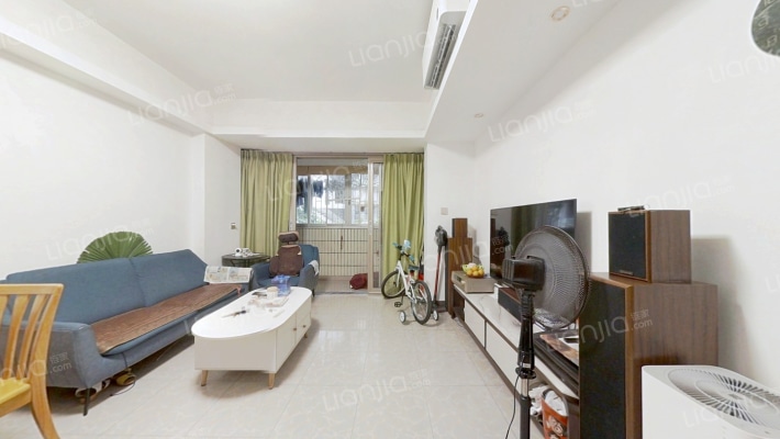 麓景路二手房实景图