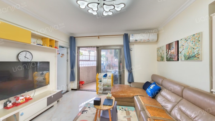 鸿城花园二手房实景图