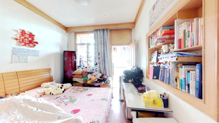 东航卫岗小区二手房实景图