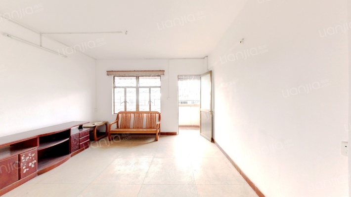 广场路4号二手房实景图