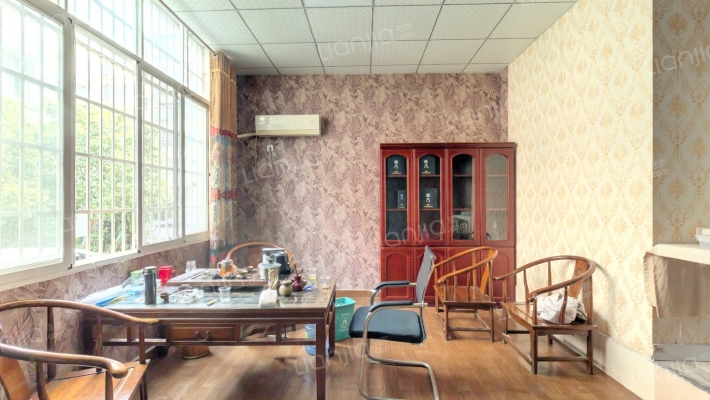 旭日中大道54号二手房实景图