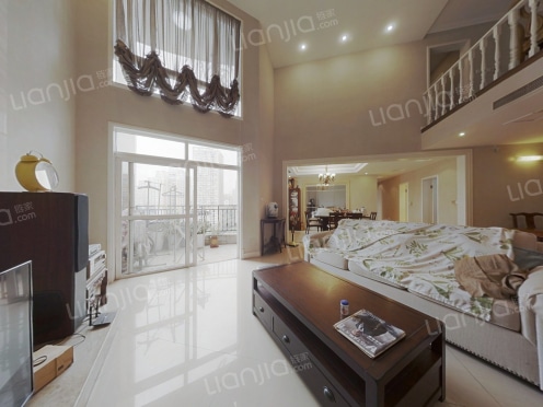 整租·新东福花园 5室2厅 跃层 北