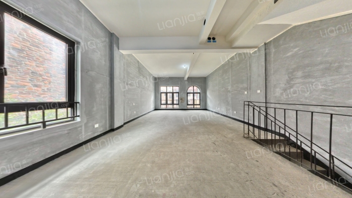 东原湖光樾墅二手房实景图