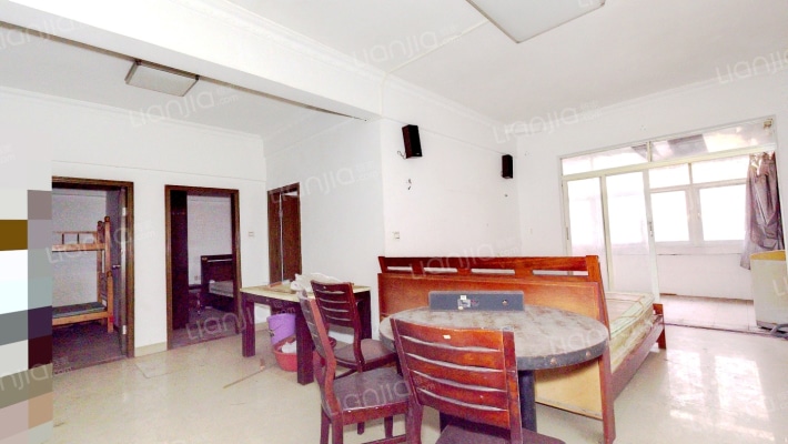 东成新苑二手房实景图