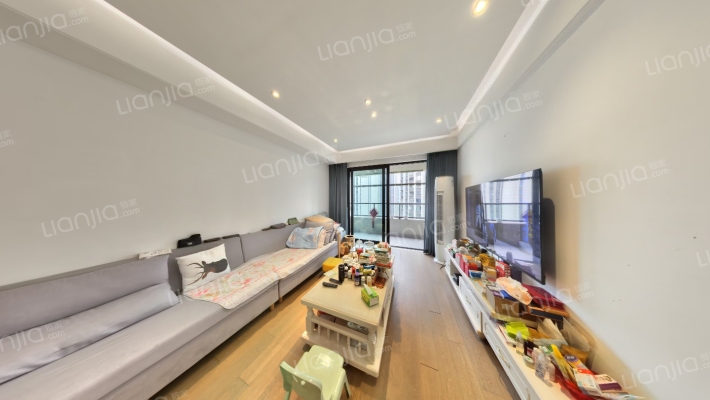 翡翠天麓二手房实景图