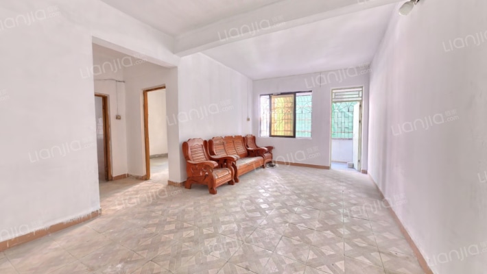 东成新苑二手房实景图