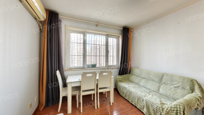 鸿坤理想城八期二手房实景图