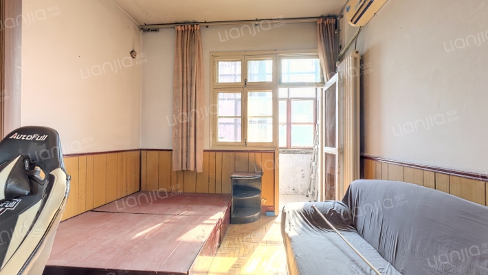 送变电家属院二手房实景图