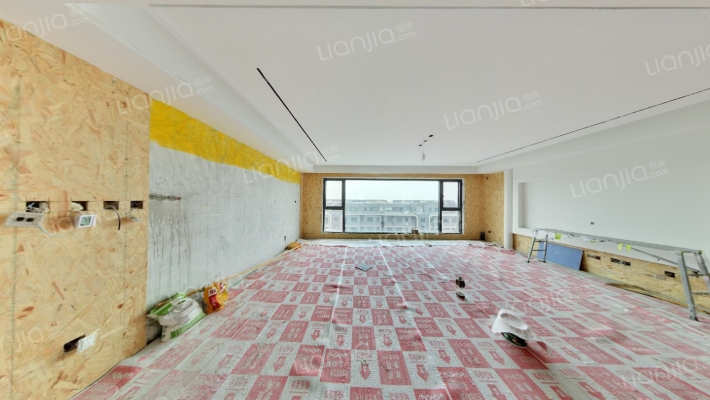 想云湾槿地轩二手房实景图