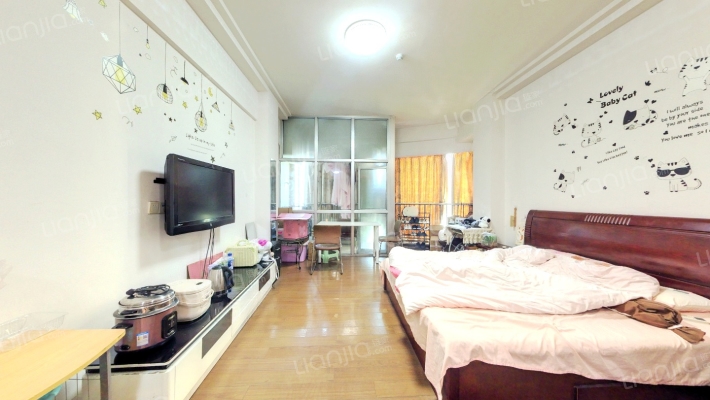 东方丽池二手房实景图