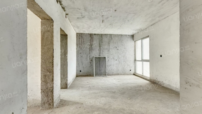 雅典家园二手房实景图