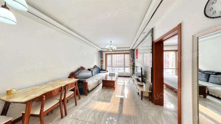 鹭岛国际花园一期二手房实景图