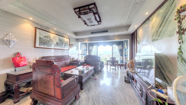 中伦东海岸二手房实景图