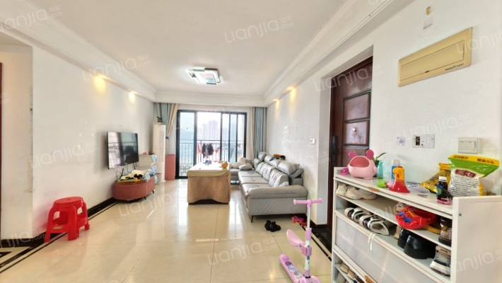 梅溪湖壹号三期二手房实景图