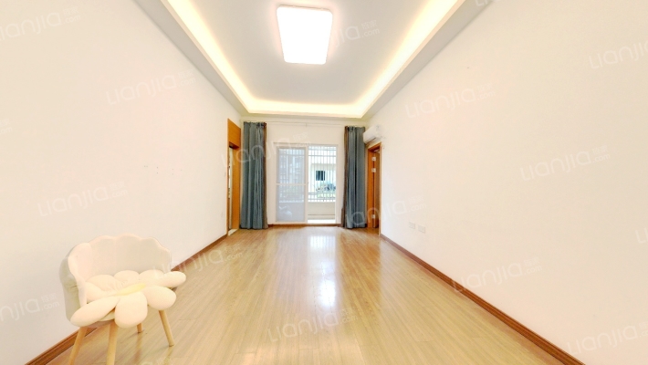 万科主场二手房实景图