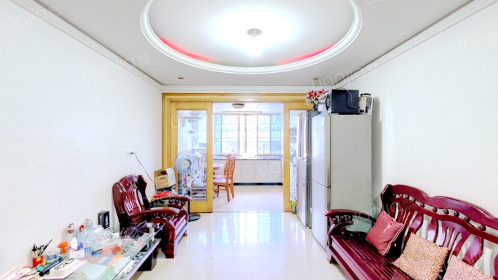 新源居二手房实景图