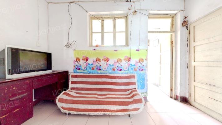 万里社区九六七六家属院二手房实景图