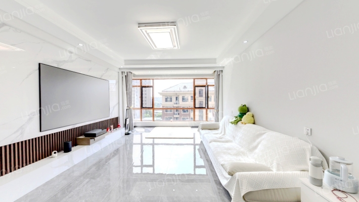 英伦河山三期二手房实景图