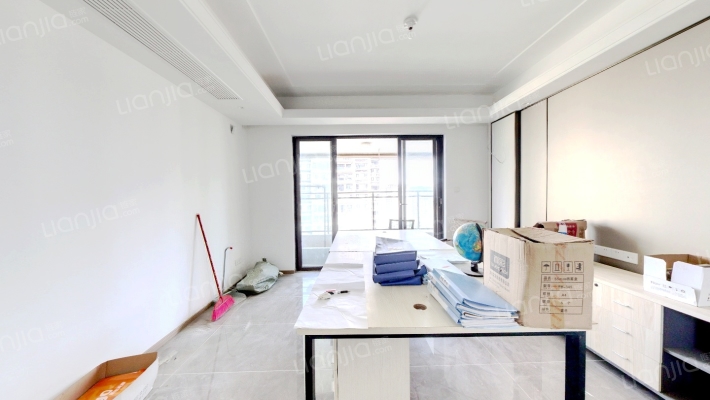 金科博翠天宸二手房实景图