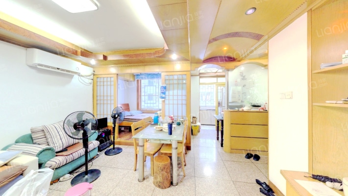 金晖新村二手房实景图