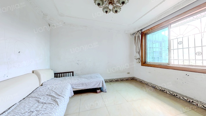 豪力新村二手房实景图