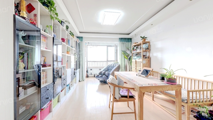 万科御龙山二手房实景图