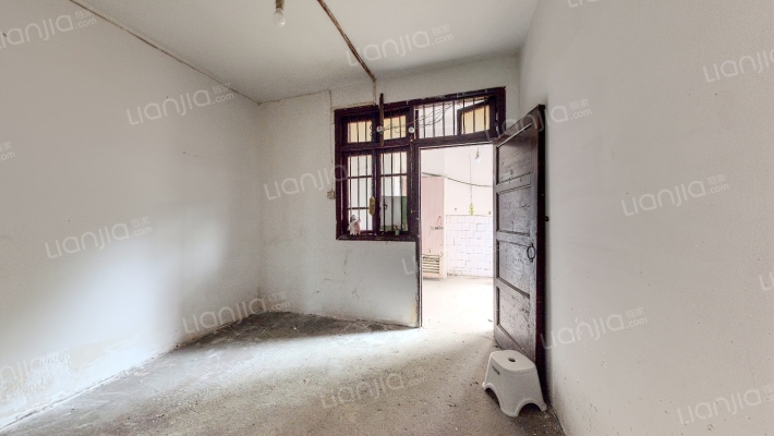 桥钢生活区二手房实景图