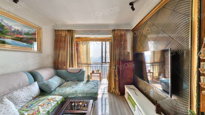 岭湾峰尚二期二手房实景图