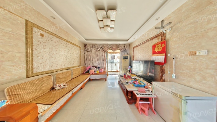 水岸豪门二手房实景图