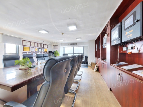 整租·首创空港国际中心 1室1厅 东/西