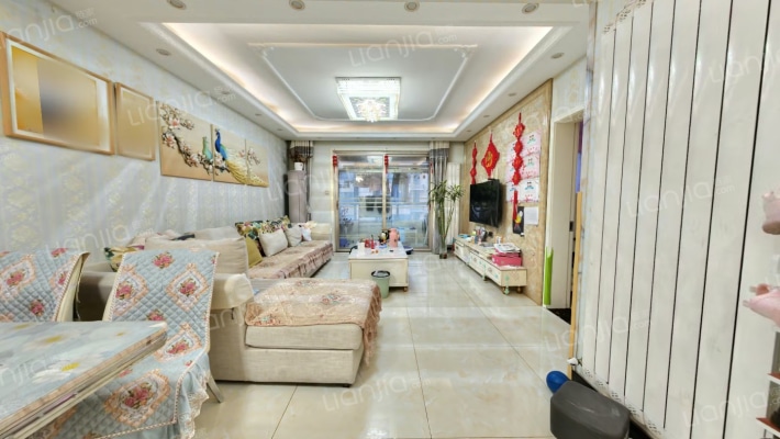 铭泰瑞云佳苑二手房实景图