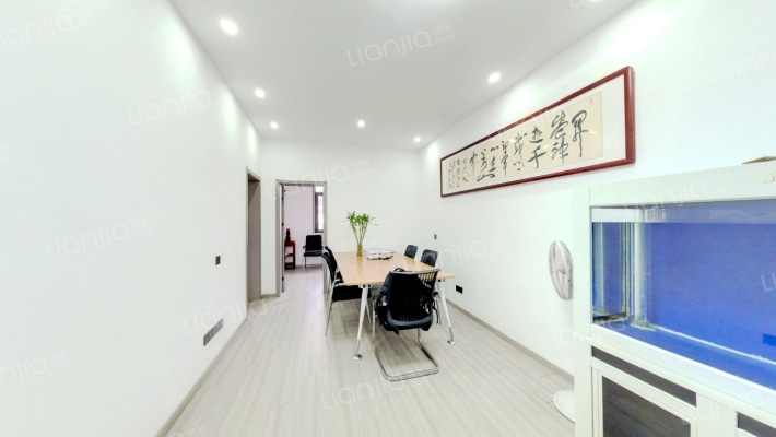 信发小区二手房实景图