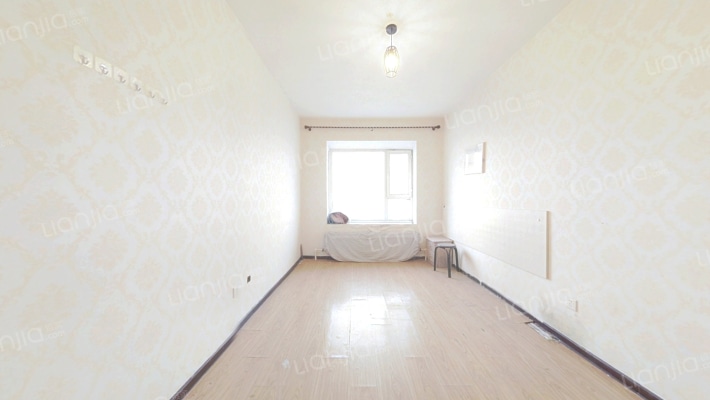 先行家苑二手房实景图