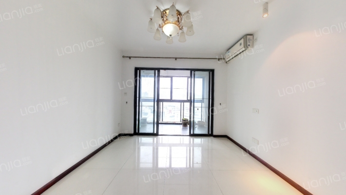 晴朗新地二手房实景图